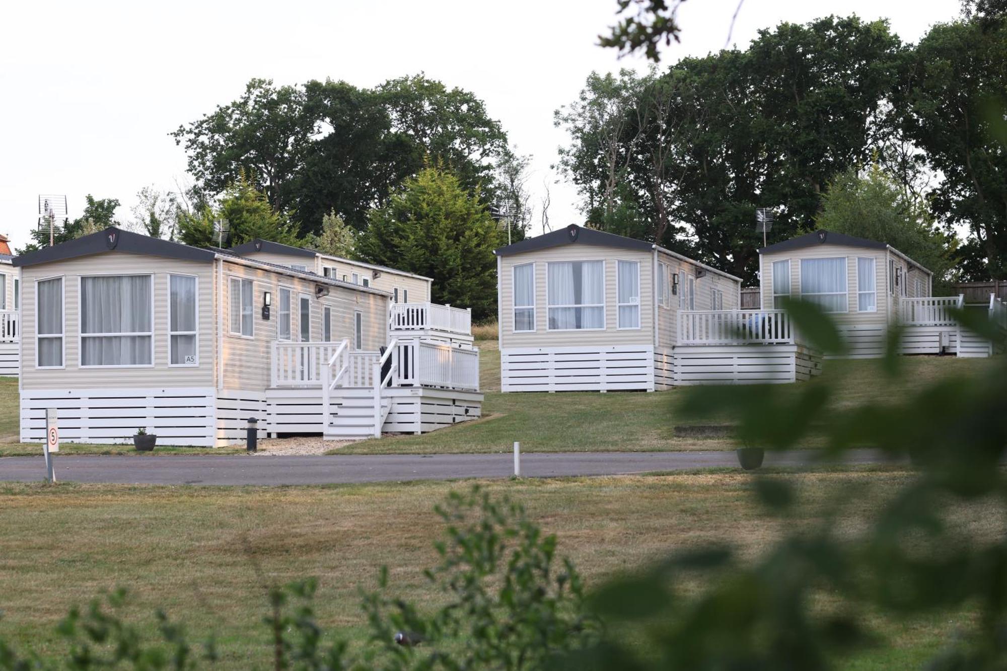 Mercury Yacht Harbour And Holiday Park Bursledon Dış mekan fotoğraf
