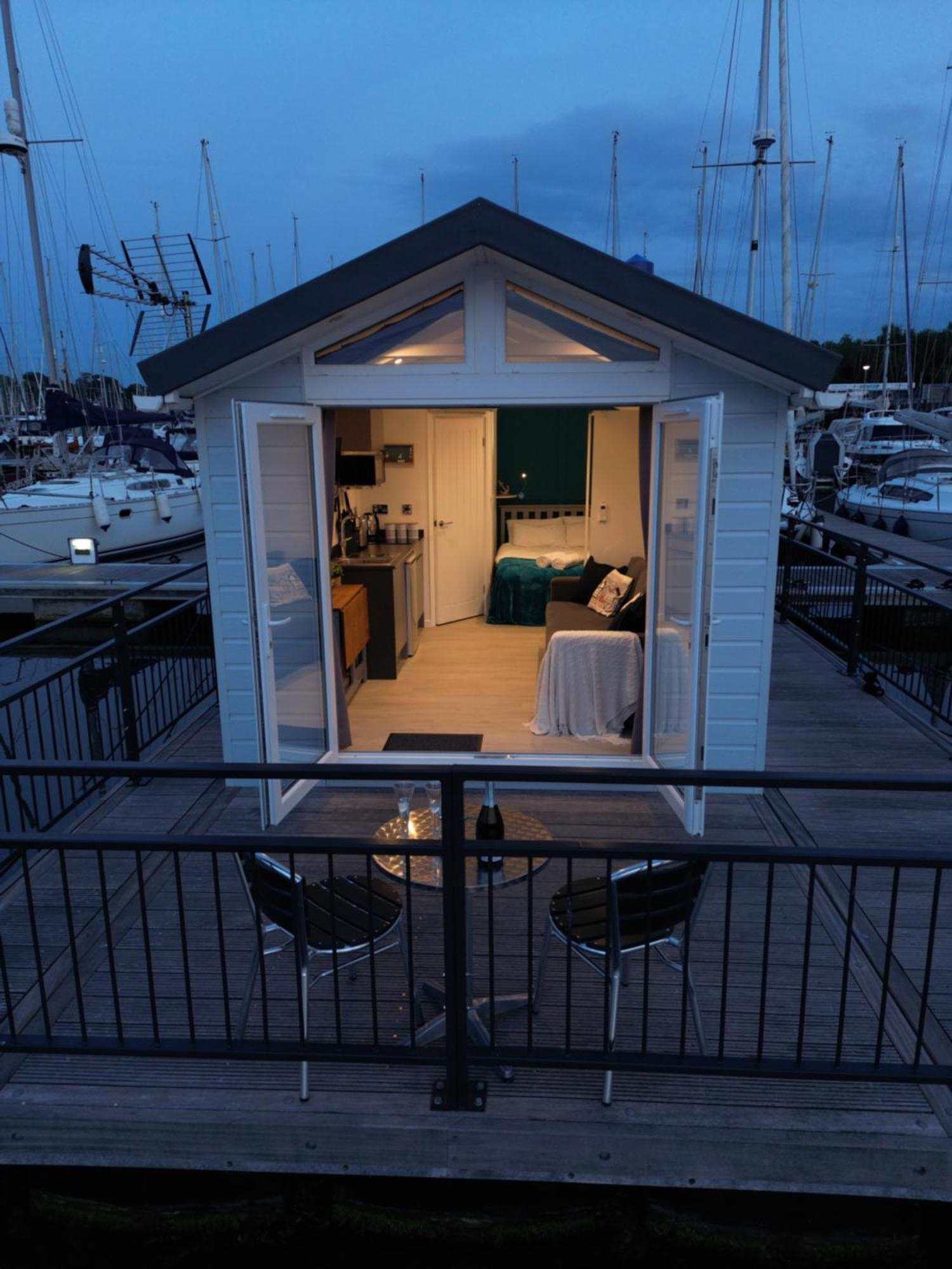 Mercury Yacht Harbour And Holiday Park Bursledon Dış mekan fotoğraf