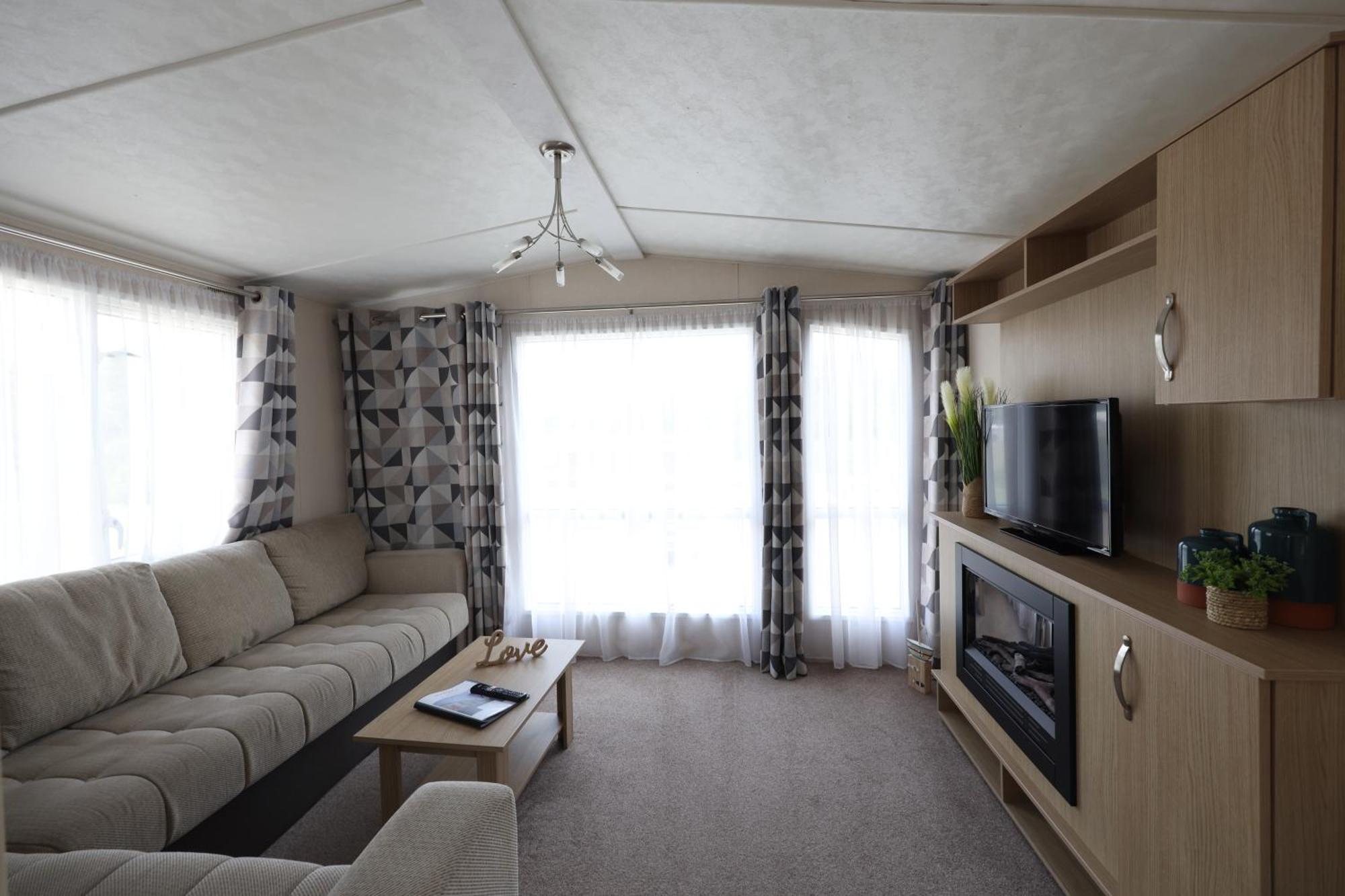 Mercury Yacht Harbour And Holiday Park Bursledon Dış mekan fotoğraf