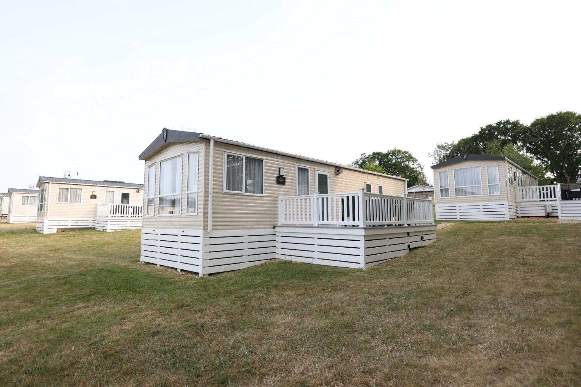 Mercury Yacht Harbour And Holiday Park Bursledon Dış mekan fotoğraf